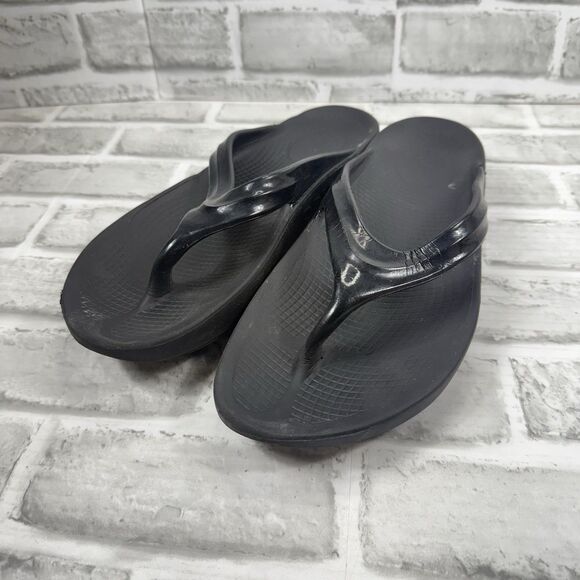 OOFOS OOlala Luxe Black Shiny Flip Flop Thong Recovery Sandals Women's Size 10 - Picture 11 of 11